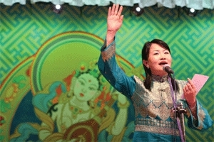 Ш.Лхамноржмаа : Амь сахигч сүүдэр